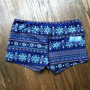 Fleo original shorts, snowflake, M, barely worn